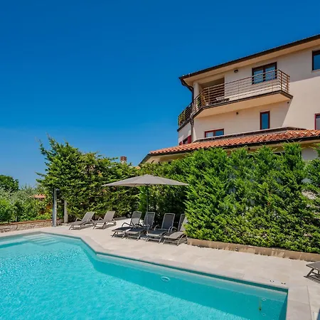 Apartment Awesome In With Wifi