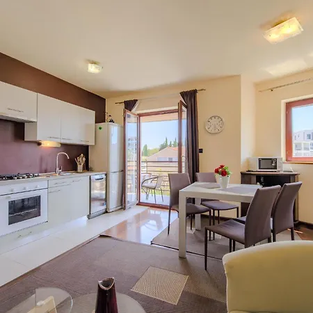 1 Bedroom Stunning In Apartman