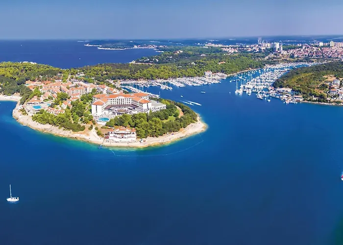 Apartment Awesome In With Wifi Pula